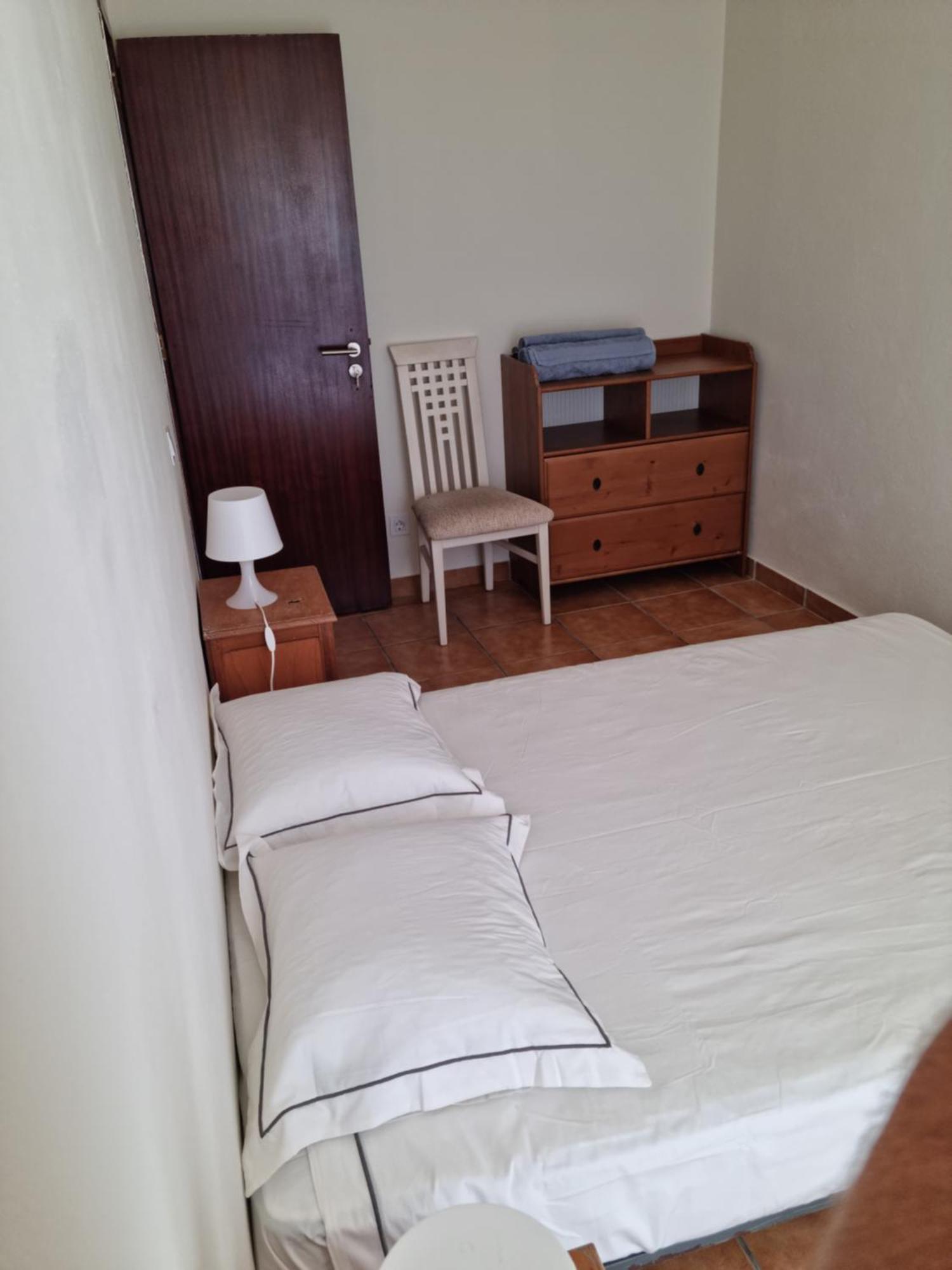 The Yellow House Portimao Room photo